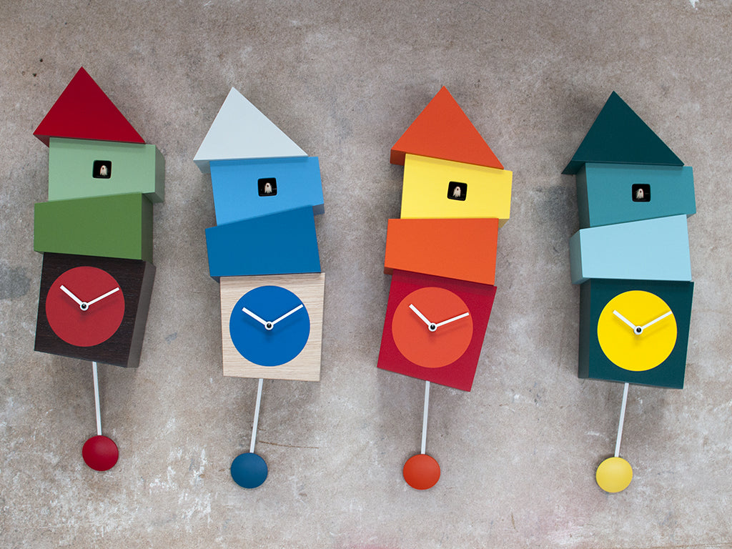 Progetti Wanduhr Crooked blue-yellow