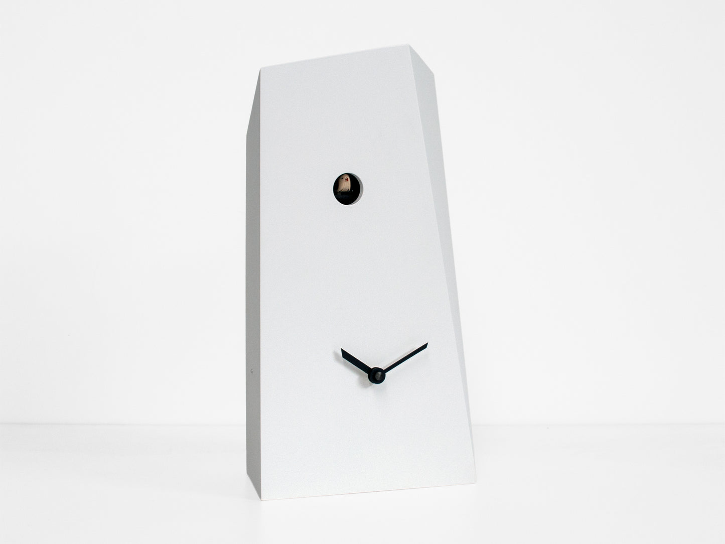 Progetti Wanduhr Monolith white