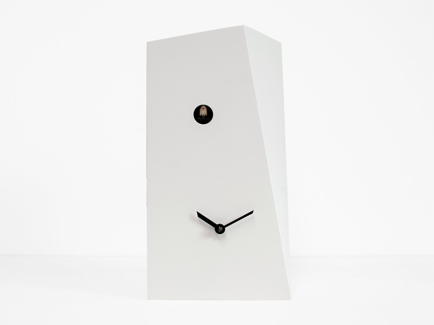 Progetti Wanduhr Monolith white