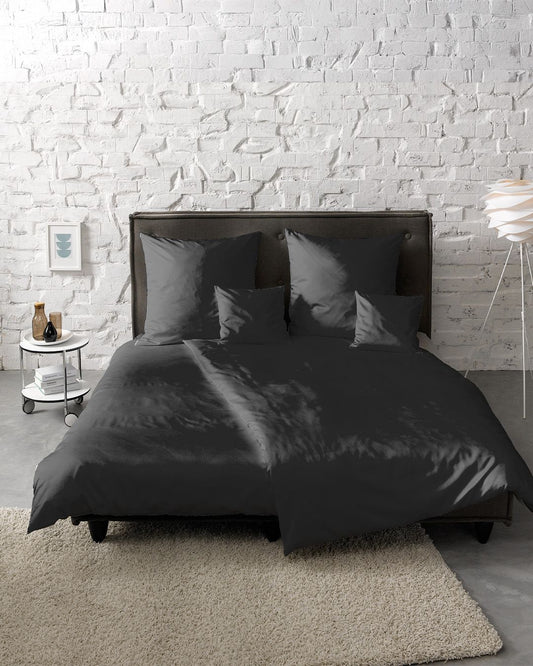 fleuresse Mako-Satin Bettwäsche Colours Uni 240x220 schwarz