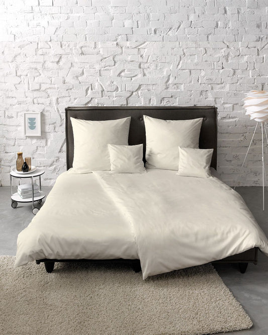 fleuresse Mako-Satin Bettwäsche Colours Uni 200x200 creme