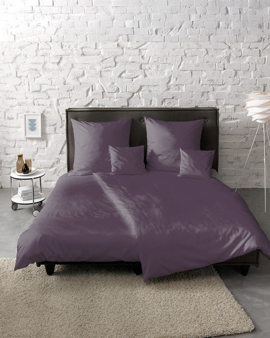 fleuresse Mako-Satin Bettwäsche Colours Uni 240x220 lavendel