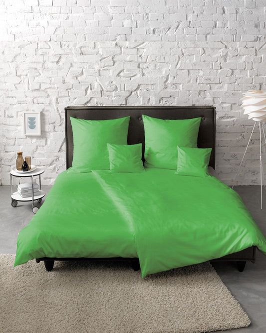 fleuresse Mako-Satin Bettwäsche Colours Uni 240x220 grasgrün